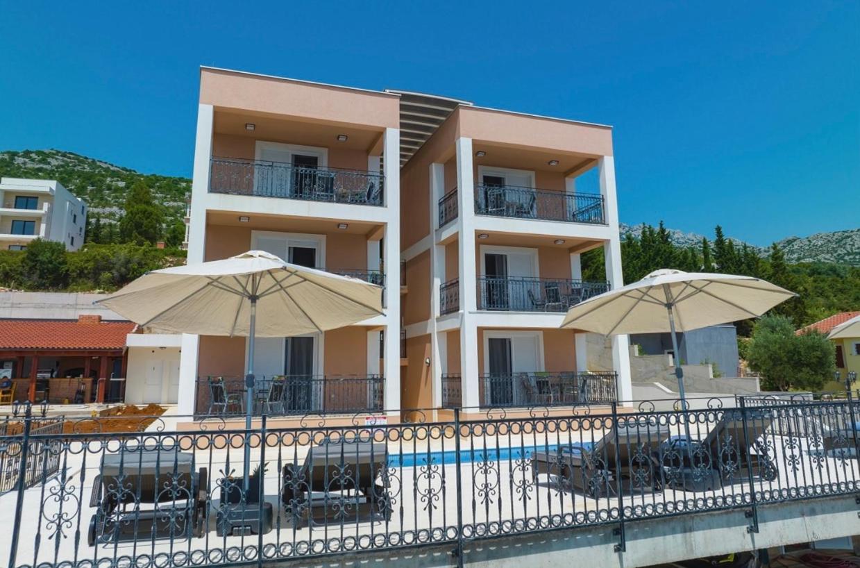Villa Tin Apartments Tribanj-Kruscica Exterior foto